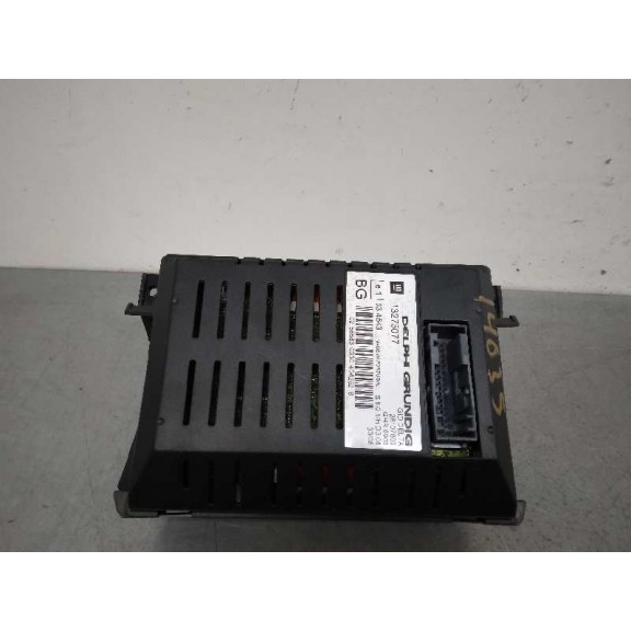 Recambio de display para opel astra h caravan innovation referencia OEM IAM 13275077  