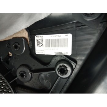 Recambio de guarnecido puerta trasera derecha para renault megane e-tech suv ev40 referencia OEM IAM   