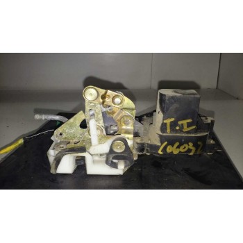 CERRADURA PUERTA TRASERA IZQUIERDA 