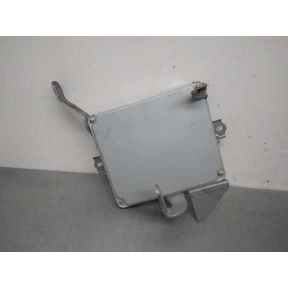 Recambio de centralita motor uce para toyota prius (nhw20) basis referencia OEM IAM 8966147110 2751001631 