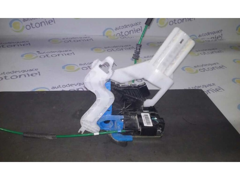 Recambio de cerradura puerta trasera derecha para hyundai i30 (gd) style referencia OEM IAM 81420A6000  4PIN