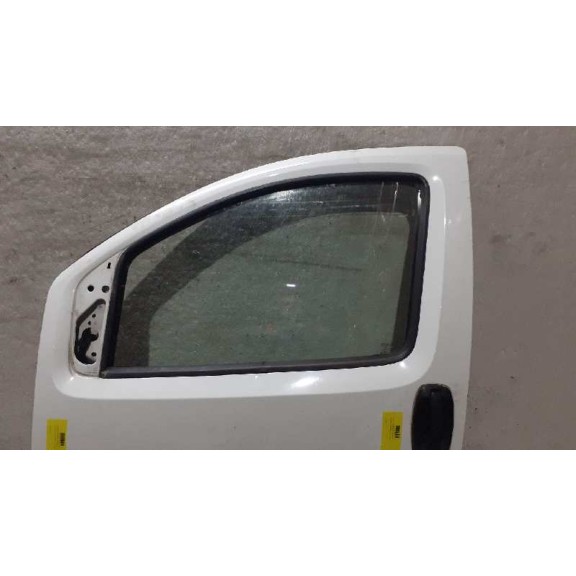 Recambio de puerta delantera izquierda para peugeot bipper básico referencia OEM IAM  BLANCA 