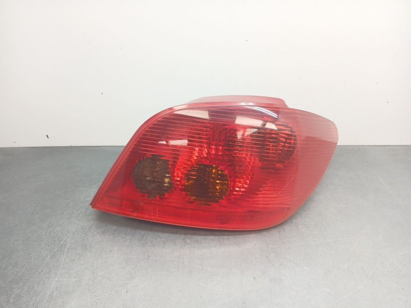 Recambio de piloto trasero derecho para peugeot 307 (3a/c) 1.6 16v referencia OEM IAM 96343705je  