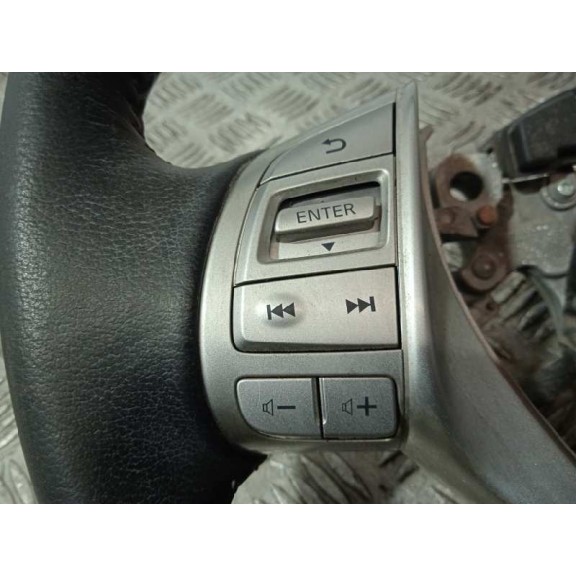 Recambio de volante para nissan pulsar (c13) acenta referencia OEM IAM  CON MANDOS 