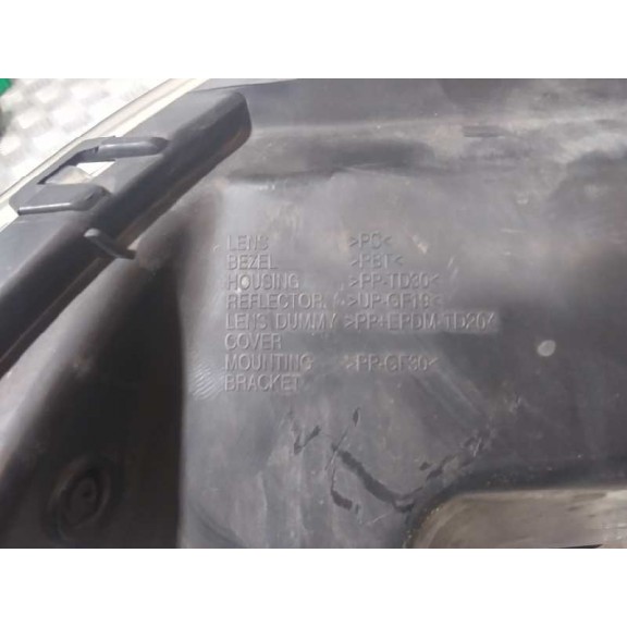 Recambio de faro derecho para chevrolet spark 1.0 cat referencia OEM IAM 12680 12681 