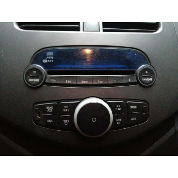 Recambio de sistema audio / radio cd para chevrolet spark 1.0 cat referencia OEM IAM   