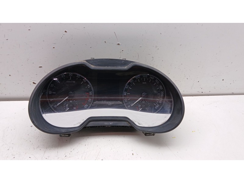 Recambio de cuadro instrumentos para skoda octavia lim. (5e3) ambition referencia OEM IAM 5e0920741c  