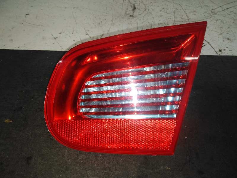 Recambio de piloto trasero derecho interior para volkswagen eos (1f7) 2.0 tdi referencia OEM IAM 1Q0945094  1Q0945094