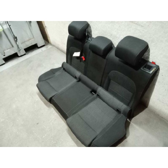 Recambio de asientos traseros para skoda superb (3v3) ambition referencia OEM IAM   