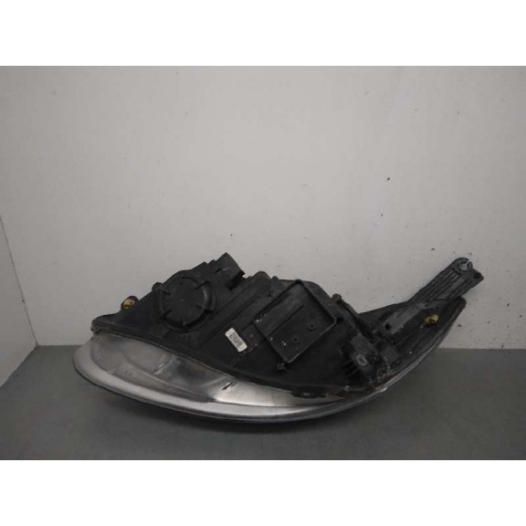 Recambio de faro derecho para ford focus lim. (cb8) trend referencia OEM IAM BM5113W029NB  