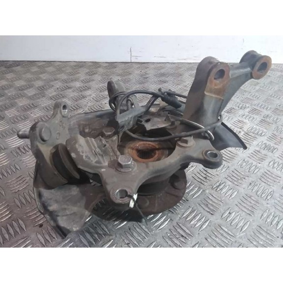 Recambio de mangueta delantera izquierda para toyota auris hybrid active referencia OEM IAM   