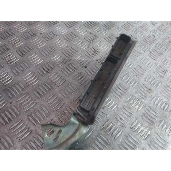 Recambio de centralita motor uce para toyota auris hybrid active referencia OEM IAM 896610ZM30  