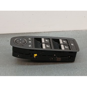 Recambio de mando elevalunas delantero izquierdo para renault megane e-tech suv ev40 referencia OEM IAM 254100000r  