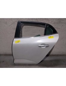 Recambio de puerta trasera izquierda para renault megane iv berlina 5p r.s. trophy referencia OEM IAM  BLANCO 