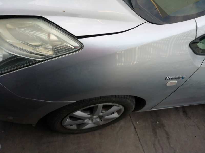 Recambio de aleta delantera izquierda para toyota prius (nhw20) 1.5 cat referencia OEM IAM   