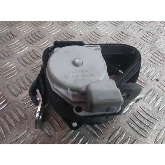 Recambio de cinturon seguridad trasero derecho para toyota auris hybrid active referencia OEM IAM 7336002740  