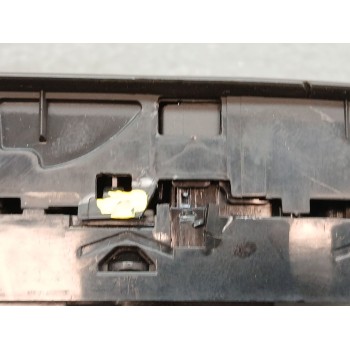 Recambio de mando elevalunas delantero izquierdo para renault megane e-tech suv ev40 referencia OEM IAM 254100000r  