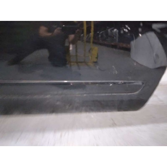 Recambio de puerta delantera derecha para kia carnival 2.9 crdi vgt active referencia OEM IAM  NEGRO 