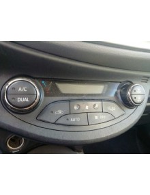Recambio de mando climatizador para toyota yaris active referencia OEM IAM 559000D330  
