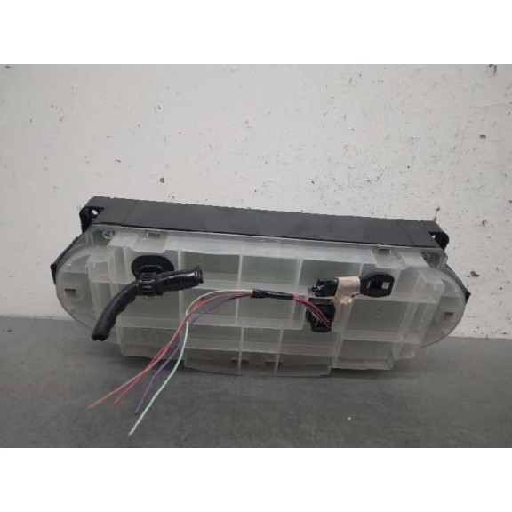Recambio de mando climatizador para toyota yaris active referencia OEM IAM 559000D330  