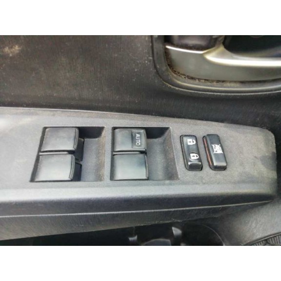 Recambio de mando elevalunas delantero izquierdo para toyota yaris active referencia OEM IAM 192835  4 TECLAS