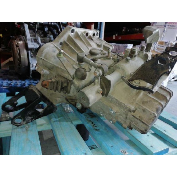 Recambio de caja casco para toyota auris 1.4 16v cat referencia OEM IAM  CASCO 