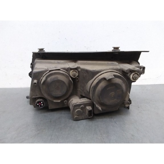 Recambio de faro derecho para volkswagen passat berlina (3b2) 1.8 referencia OEM IAM  SIN ANTINIEBLA 