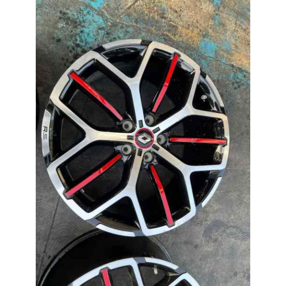 Recambio de juego llantas para renault megane iv berlina 5p r.s. trophy referencia OEM IAM 8.5JX19CHET54 X4 1 LLANTA TOCADA,VER 