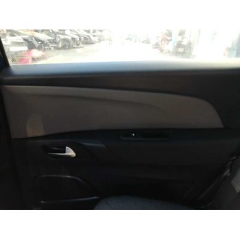 GUARNECIDO PUERTA TRASERA DERECHA FALTA MANDO ELEVALUNAS 