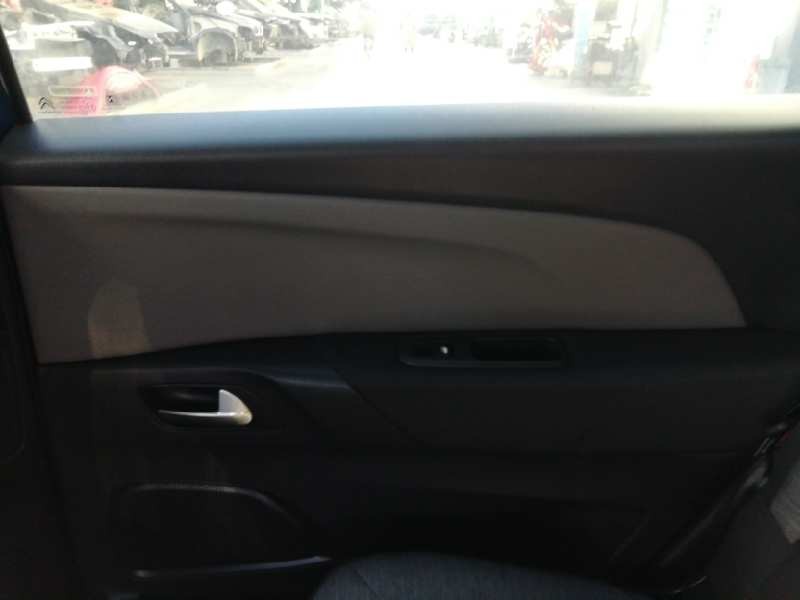Recambio de guarnecido puerta trasera derecha para citroën c4 picasso feel referencia OEM IAM  FALTA MANDO ELEVALUNAS 