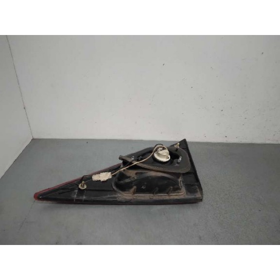 Recambio de piloto trasero izquierdo interior para ssangyong rodius xdi referencia OEM IAM   