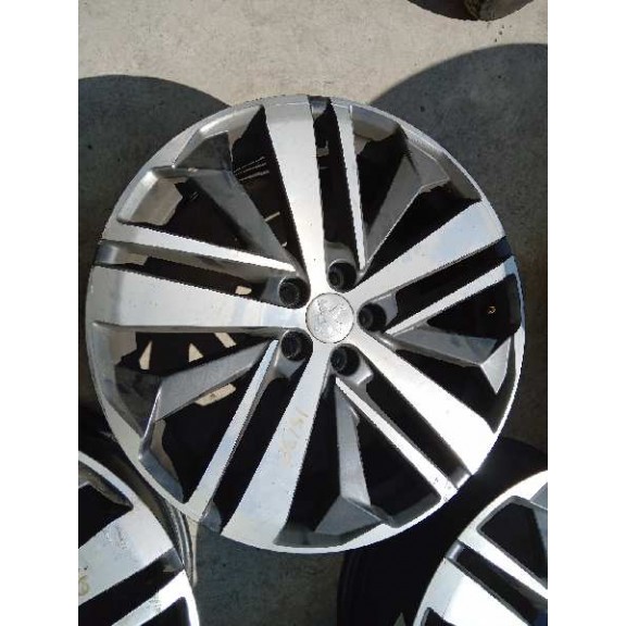 Recambio de juego llantas para peugeot 5008 gt referencia OEM IAM 7.5JX19ET42 X4 SIN NEUMATICOS 19