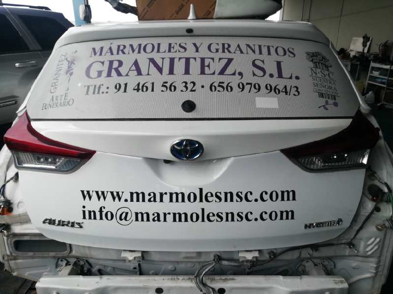 Recambio de porton trasero para toyota auris hybrid active referencia OEM IAM 6700502290  