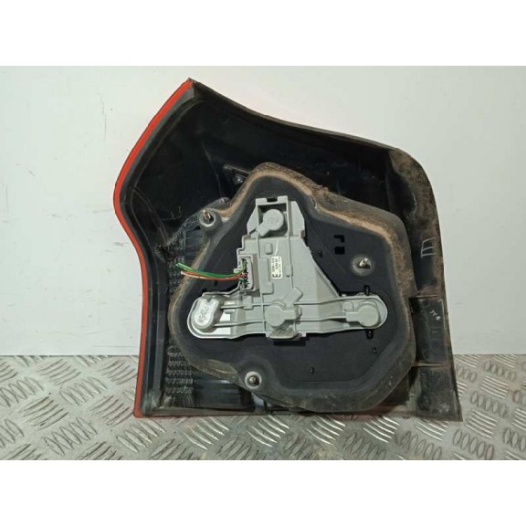 Recambio de piloto trasero derecho para toyota corolla (e12) terra berlina referencia OEM IAM   