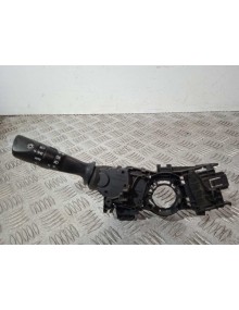 Recambio de mando luces para toyota auris hybrid active referencia OEM IAM 0272017F852  