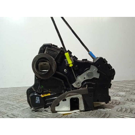 Recambio de cerradura puerta delantera izquierda para toyota auris hybrid active referencia OEM IAM   6 PINS