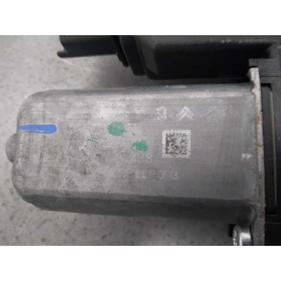 Recambio de elevalunas delantero derecho para peugeot 5008 gt referencia OEM IAM 9810488880 6 PINES 9811791280