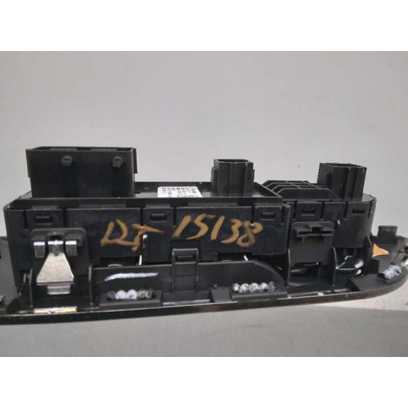 Recambio de mando elevalunas delantero izquierdo para peugeot 5008 gt referencia OEM IAM 98248411ZD 4 TECLAS 