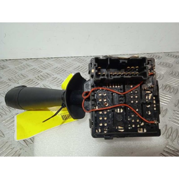 Recambio de mando limpia para dacia lodgy 1.6 sce cat referencia OEM IAM 681726046R  