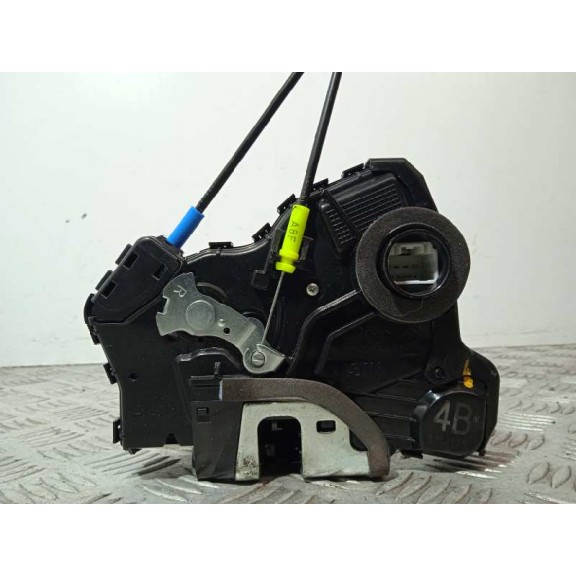 Recambio de cerradura puerta delantera derecha para toyota auris hybrid active referencia OEM IAM   4 PINS