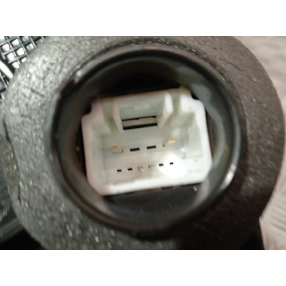 Recambio de cerradura puerta delantera derecha para toyota auris hybrid active referencia OEM IAM   4 PINS