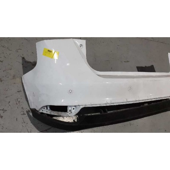 Recambio de paragolpes trasero para ford focus lim. business referencia OEM IAM   