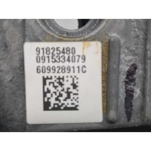 Recambio de volante para opel insignia berlina cosmo referencia OEM IAM 81825480 CUERO MARRON DESGASTADO