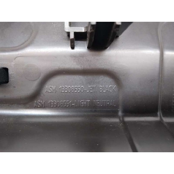 Recambio de guantera para opel insignia berlina cosmo referencia OEM IAM 13308550  