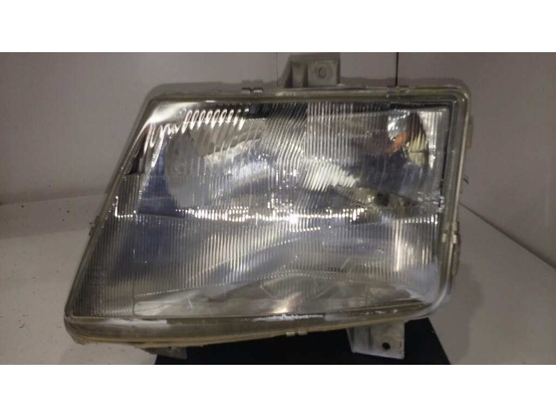 Recambio de faro izquierdo para mercedes-benz vito (w638) caja cerrada 2.3 diesel referencia OEM IAM  VALEO 
