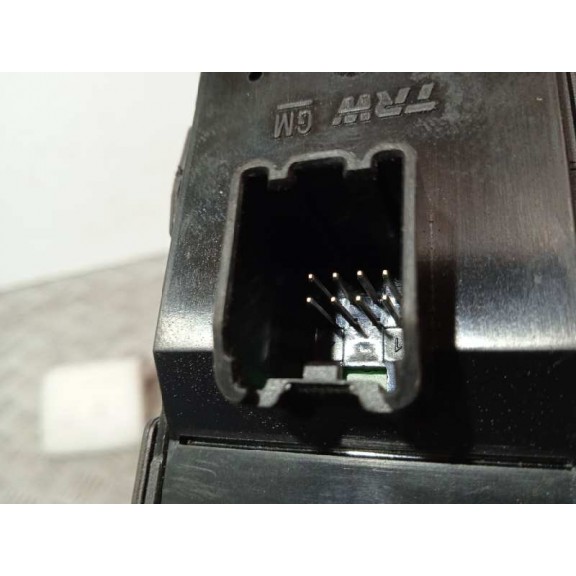 Recambio de mando elevalunas delantero izquierdo para opel insignia berlina cosmo referencia OEM IAM 13301744  4 TECLAS