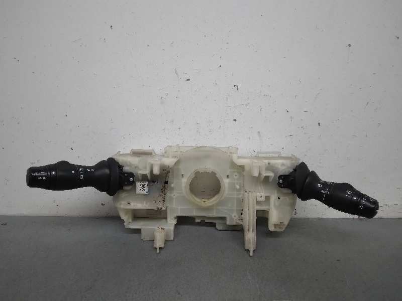 Recambio de mando multifuncion para renault scenic iii 1.5 dci diesel fap referencia OEM IAM 255670019R  