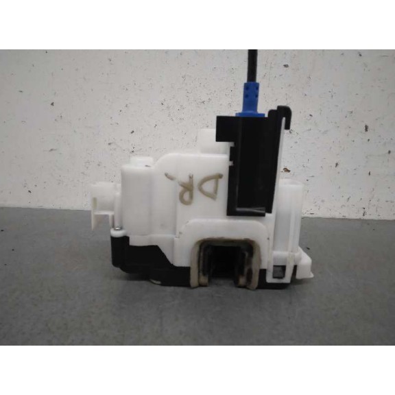 Recambio de cerradura puerta delantera derecha para fiat qubo (300) dynamic referencia OEM IAM  5 PINES 