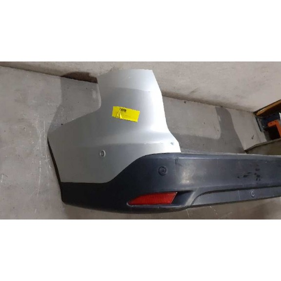 Recambio de paragolpes trasero para ford focus turn. trend referencia OEM IAM  ROZADO RANCHERA