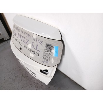 Recambio de porton trasero para toyota auris hybrid active referencia OEM IAM 6700502290  